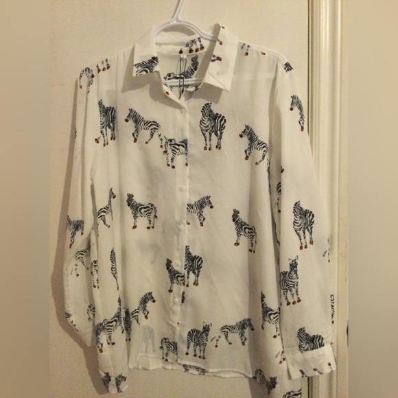 White Button Down with Zebra Details - Picture 3 of 4